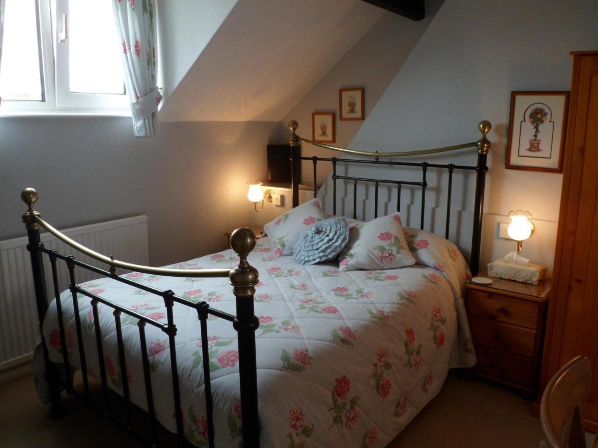 The Farthings Bed & Breakfast York Room photo